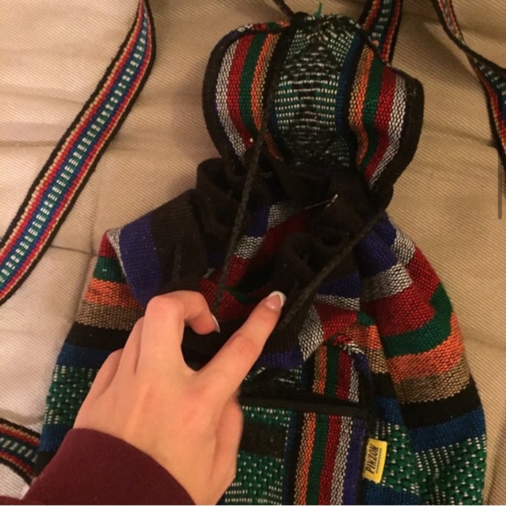 Rasta backpack - Picture 3 of 4